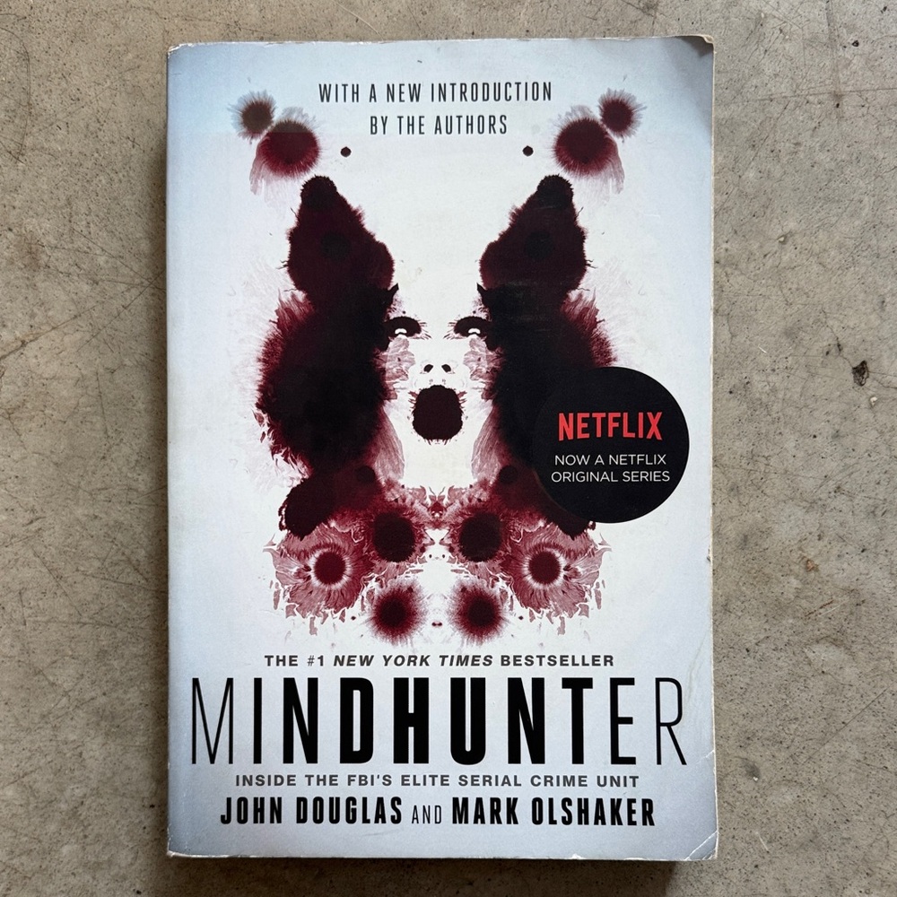 Mindhunter John Douglas book true crime
